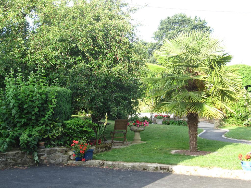 Chambres D'Hotes La Pinderie Val-Couesnon Luaran gambar